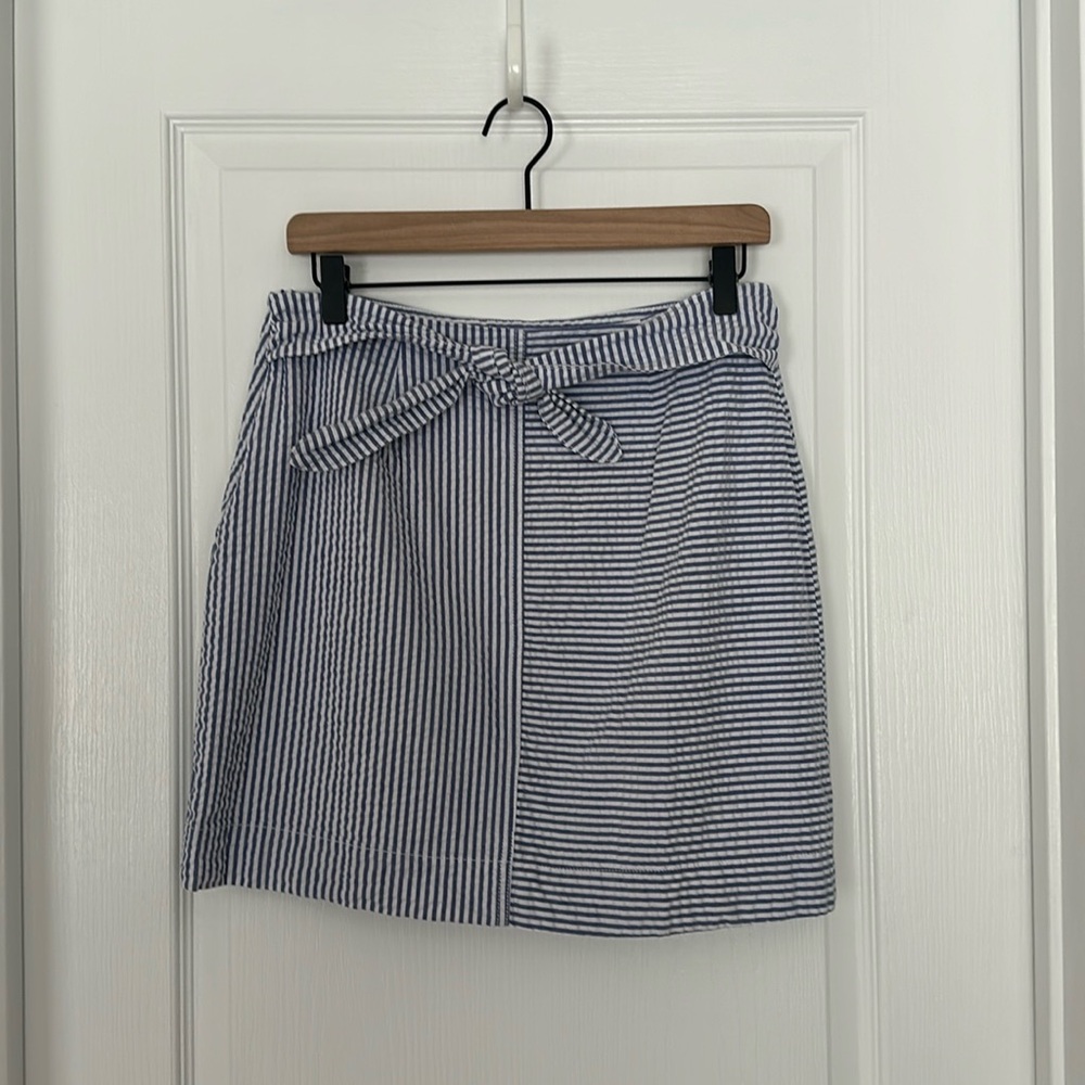 Vineyard vines skirt